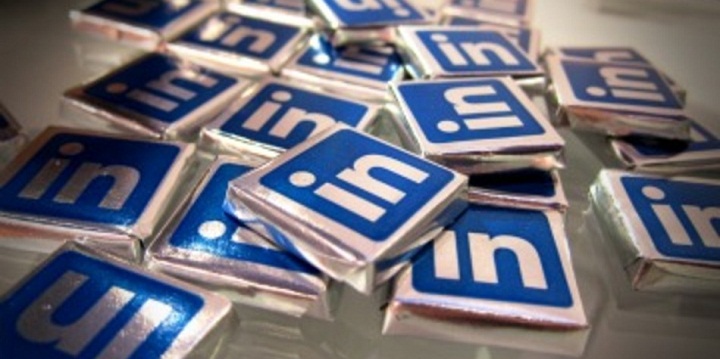 9 Ways to Use LinkedIn to Promote Your Company