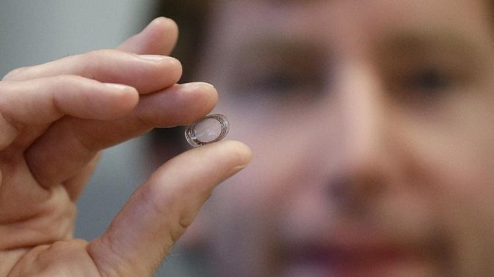Google’s Working On Smart Contact Lenses