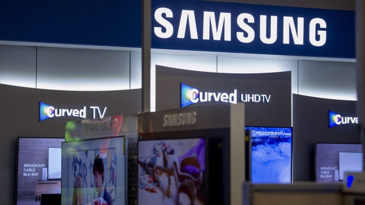 Samsung Takes Software Challenge to TVs