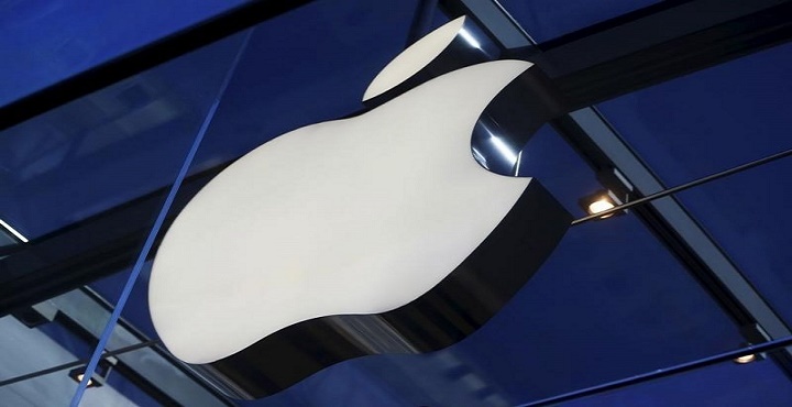 Apple Stock Being Dumped Amidst Sagging Sales