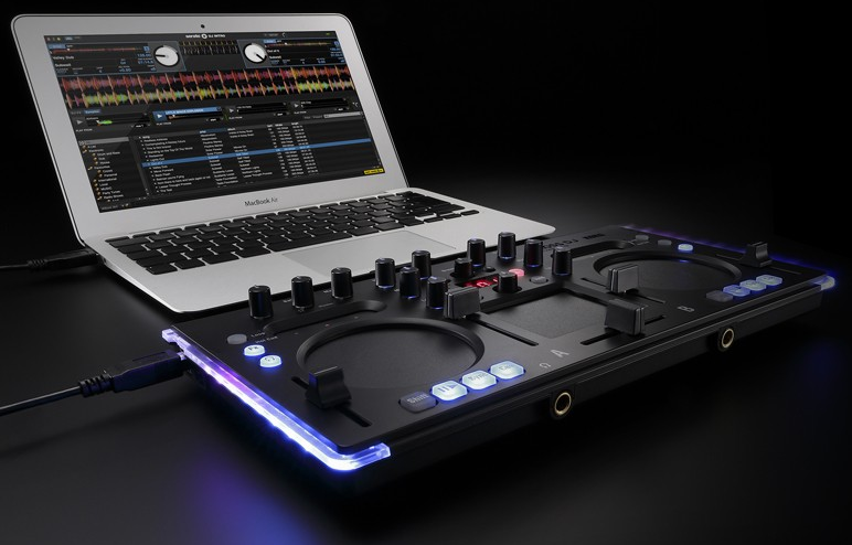 DJ Controller Buying Guide Infographic