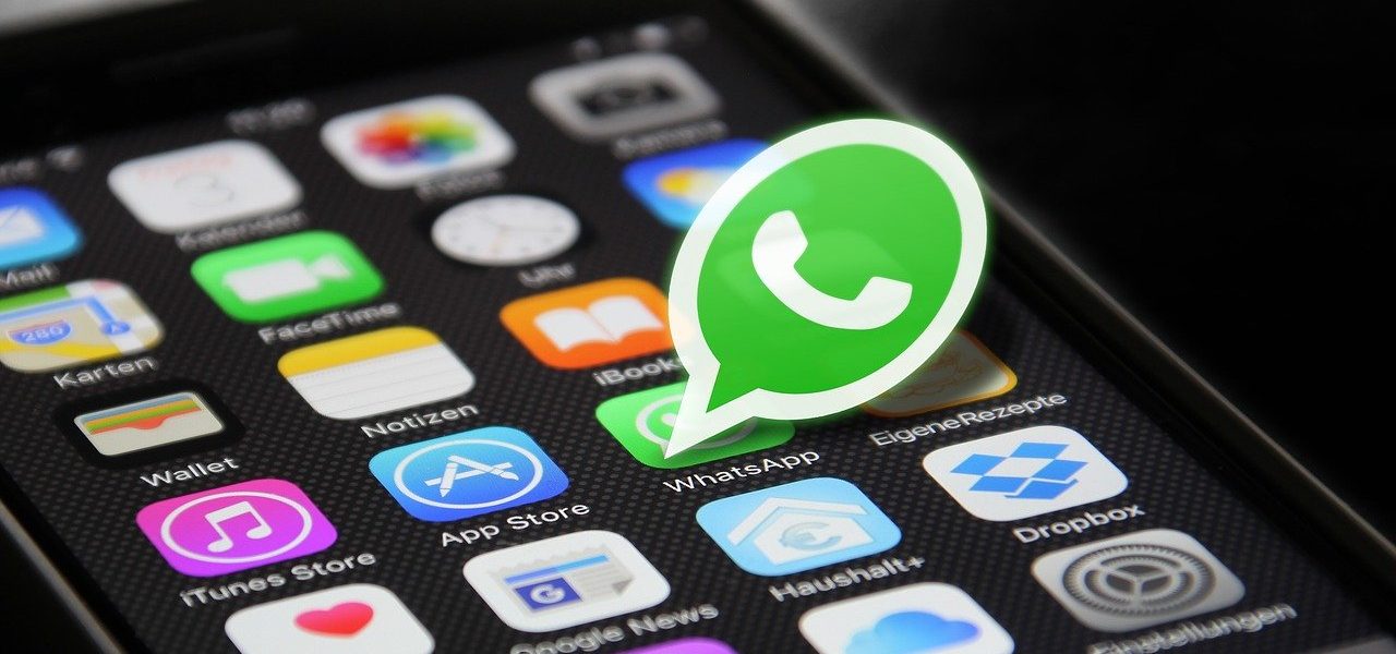 WhatsApp to Provide Users with Friend Suggestions and Advertisements