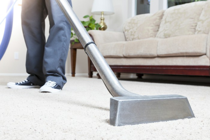 4 Reasons to Hire a Commercial Carpet Cleaning Service