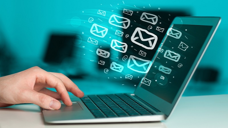 5 Ways Social Media Can Improve Your Email Marketing