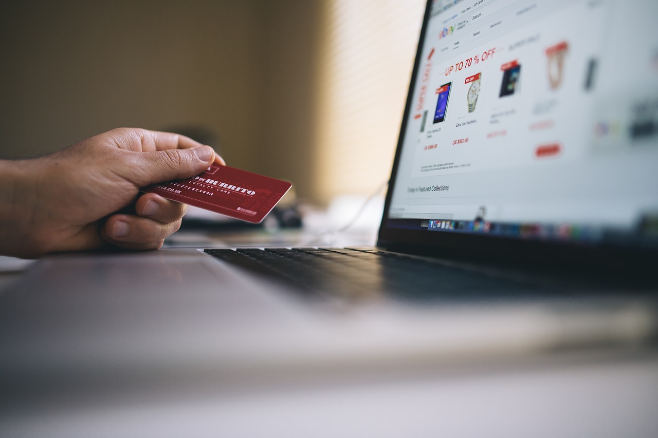 16 Interesting Facts About Ecommerce You May Not Know