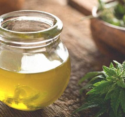 What is CBD: 10 Benefits of CBD Oil