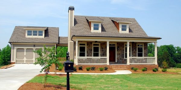 Top Factors to Consider Before Investing in Property