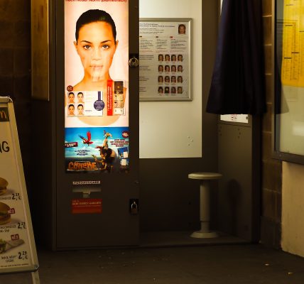Fun with a Virtual Photobooth for your Virtual Event
